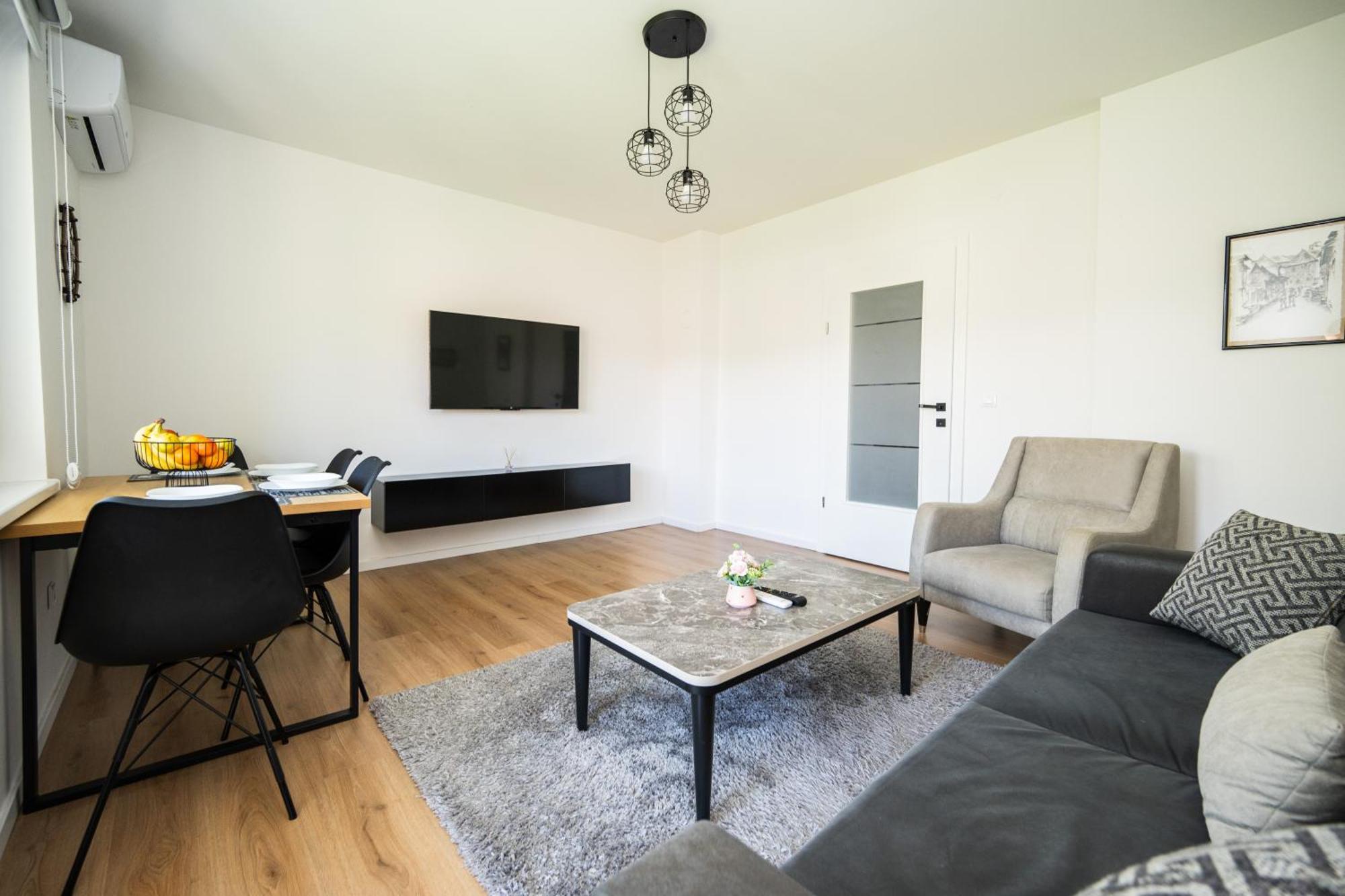 Bright 2Bdr Apartment With Balcony - Free Parking Сараєво Екстер'єр фото