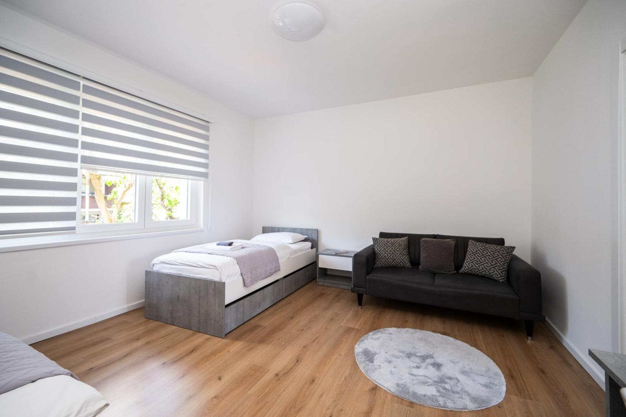 Bright 2Bdr Apartment With Balcony - Free Parking Сараєво Екстер'єр фото